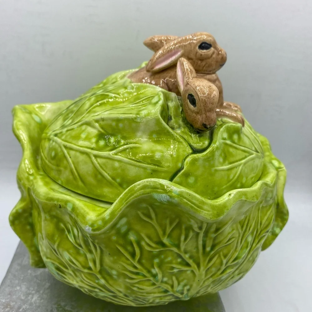 Vintage Holland Mold Green Cabbage Bowl With Lid Featuring Brown Bunnies On Top